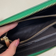 長財布　緑の画像