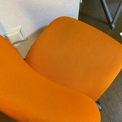 デスクチェアの画像