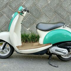 ホンダ スクーピー50　４サイクル　かわいい！の画像