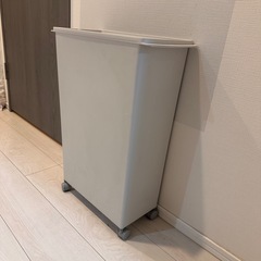 無印　ゴミ箱　タイヤ付き