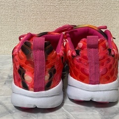 カラフル スニーカー  未使用の画像