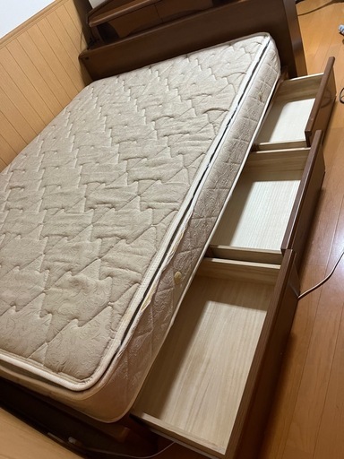 【9/1取引中】ダブルベッド