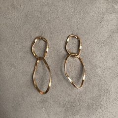 グレイル　大ぶりピアス2個セット　まとめ売りの画像