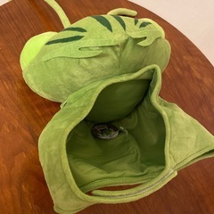 カマキリの被り物の画像