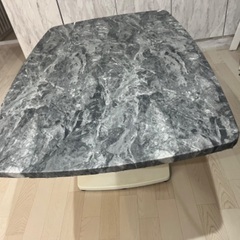 【お取引中】昇降式テーブルの画像