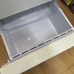 AQUA製★2018年製★272L3ドア冷蔵庫★6ヶ月間保障付き