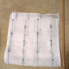 突っ張り棒とセパレートカーテン