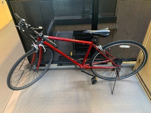 自転車　赤　クロスバイク