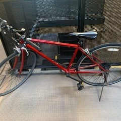 自転車　赤　クロスバイク　