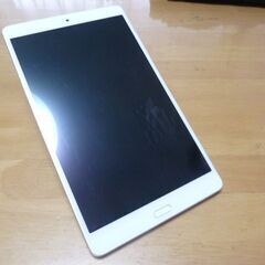DOCOMO  d-01j  タブレット　(wifiのみ)