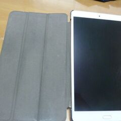 DOCOMO  d-01j  タブレット　(wifiのみ)の画像