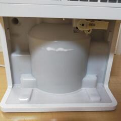 除湿機￤アイリスオーヤマ￤2017年製の画像