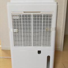 除湿機￤アイリスオーヤマ￤2017年製の画像