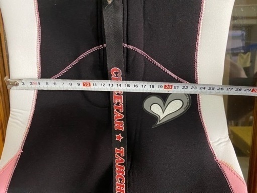 可愛いデザインのウエットスーツ新品！レディース