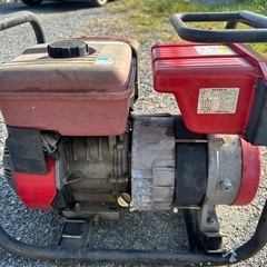 新ダイワ工業発電機2400の画像