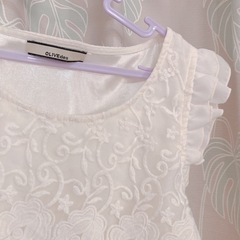 決まりました　オリーブ　ノースリーブワンピース　膝丈の画像