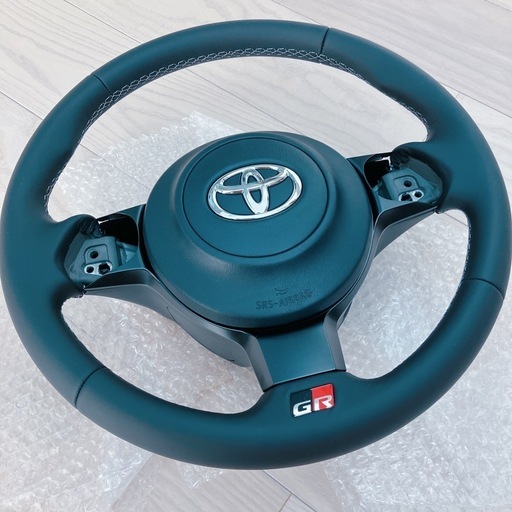 GR86ステアリング　ハンドル　新車取り外し