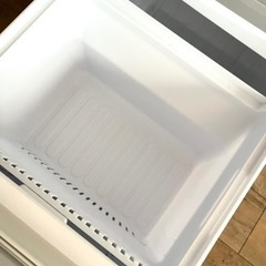 SHARP 137L 冷凍冷蔵庫の画像