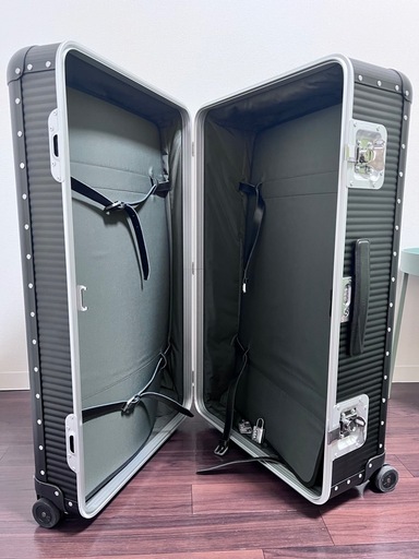 パイロットケース FPM Milano Bank Spinner84 Suitcase CAVIAR BLACK