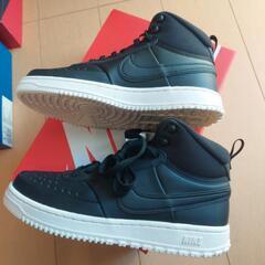 新品未使用ナイキコートビジョンミドルカット26.5cmの画像