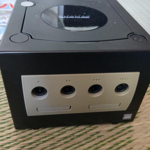 ゲームキューブ本体（オマケ付き）