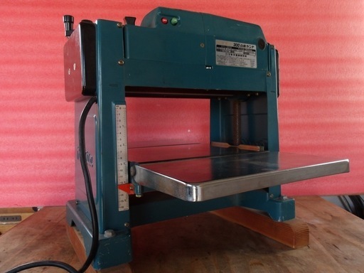 マキタ　自動カンナ