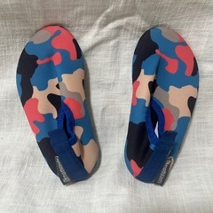 [未使用]15cmウォーターシューズとビーチサンダル