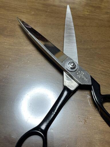 名工 裁ち鋏と握り鋏 庄三郎スムーサー240 安来鋼青紙 広正作100