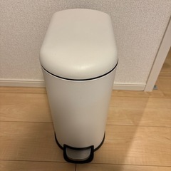 ゴミ箱　ペダル式