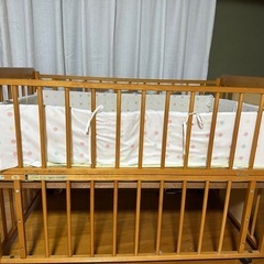 ベビーベッド(マット付き)の画像