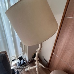 IKEA フロアランプ