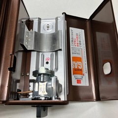 ロ2408-424 Iwatani 炉ばた焼器 炙りや CB-ABR-1 焼け跡あり 中古の画像
