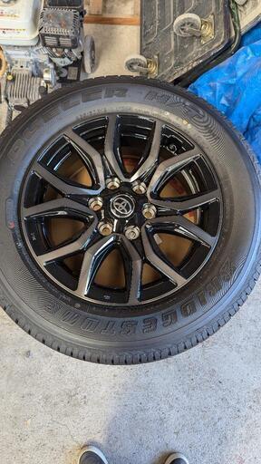 ハイラックスGRS純正タイヤホイール　18インチ