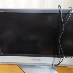 パナソニック　液晶テレビ23型