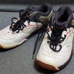 ヨネックス パワークッション バドミントン用シューズ 25.0c...