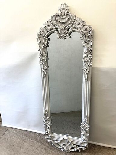 【札幌市内配送可】イタリアスタイル ウォールミラ－ 姿見鏡 壁掛け鏡 全身鏡 ロココ調 ホワイト クラシック風 アンティーク