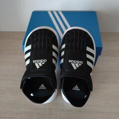【お話し中】adidas KIDSサンダル 15cm