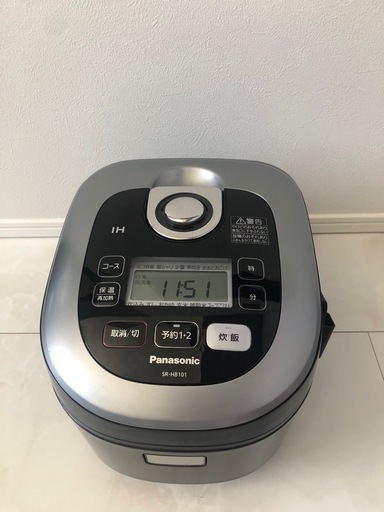 炊飯器 パナソニック SR-HB101 5.5合炊き