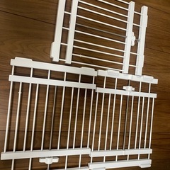 隙間突っ張り棚　奥行き23cm 3つ