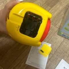 ピカチュウおしゃべり目覚まし時計の画像