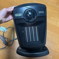 デロンギ　セラミックファンヒーター
