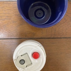 水筒
の画像
