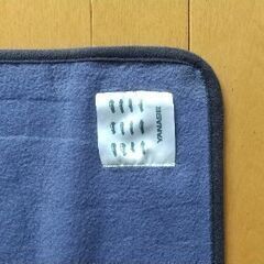 ヤナセオリジナル折りたたみブランケット（新品）の画像