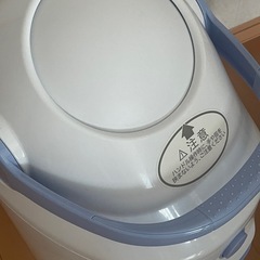 ピジョン　オムツゴミ箱の画像