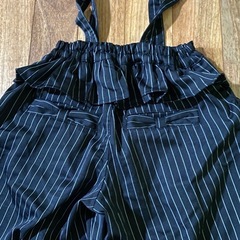 女の子　ズボン可愛い✨フリル付きの画像