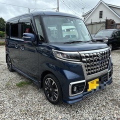 スズキ　スペーシアカスタム　令和4年車