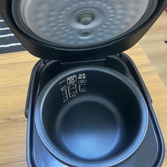 炊飯器（3合炊き）の画像