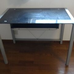 ガラスのテーブル　その１