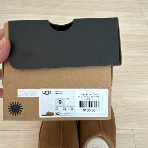 UGG アグ　スリッパ　サイズUS9