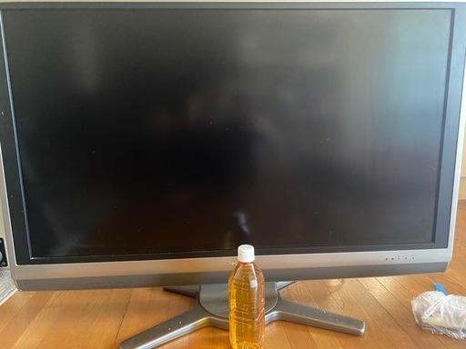 SHARP製テレビ(40V型)